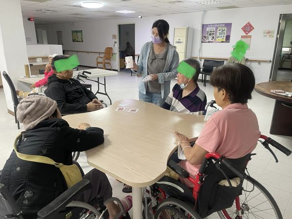 113.07.02撲克牌-撿紅點